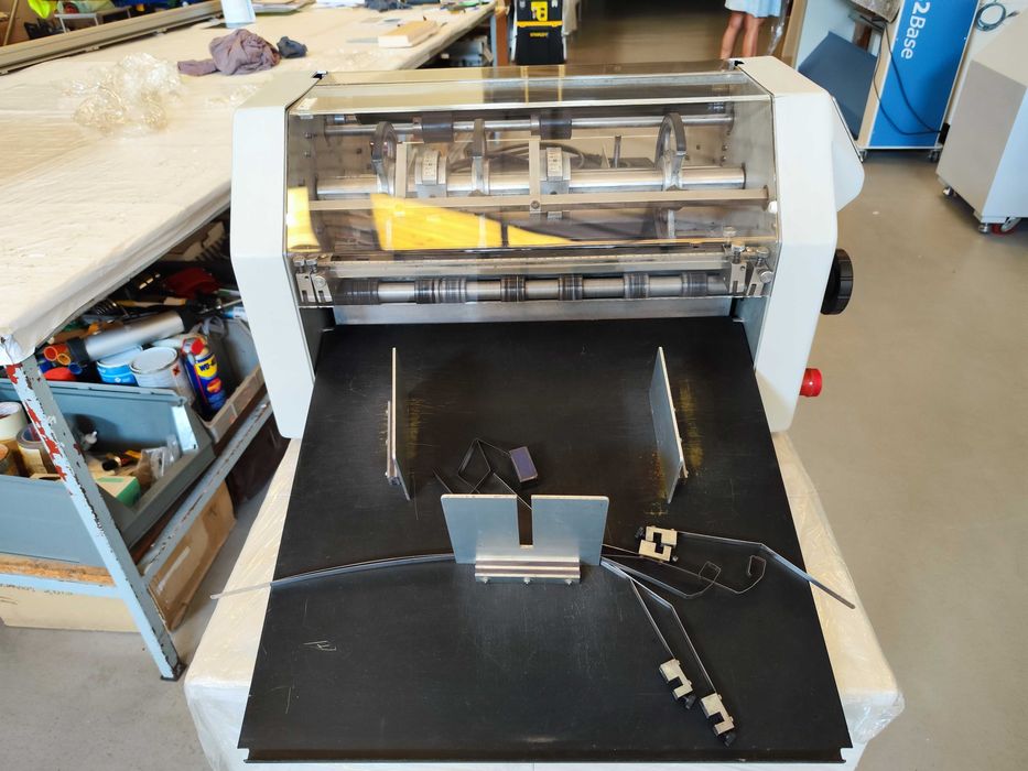 Máquina para Numerar, Vincar, Picotar e Cortar CONTAGOR 470