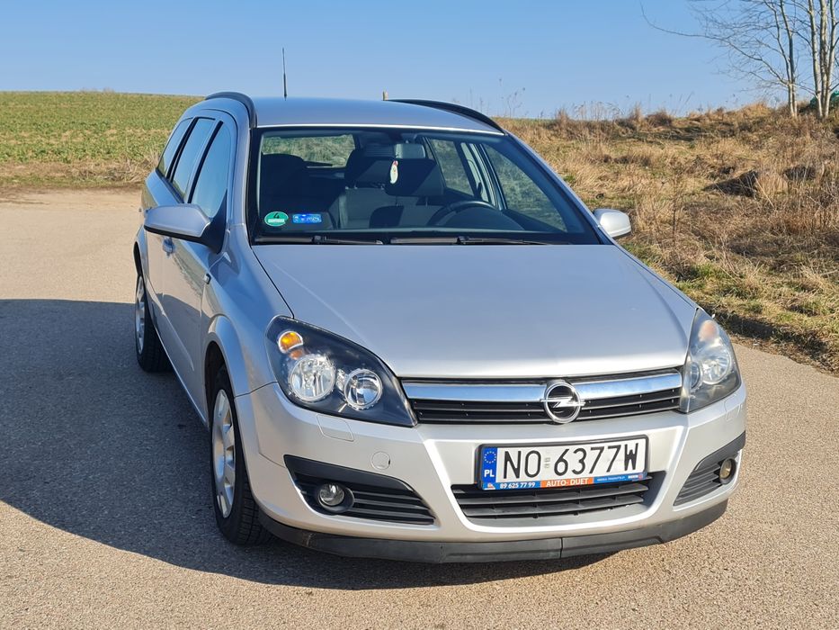 Opel Astra 3 H kombi 1.4 benzyna 2006