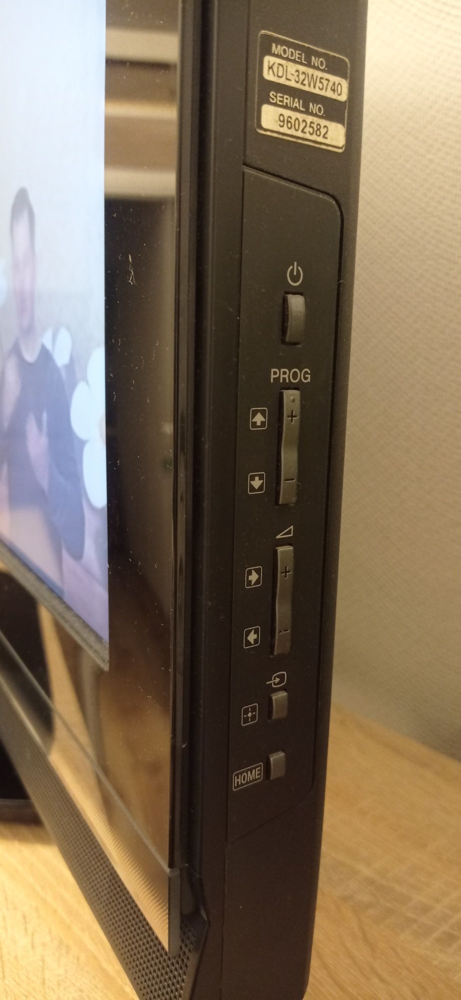 TV Sony KDL 32W5740
