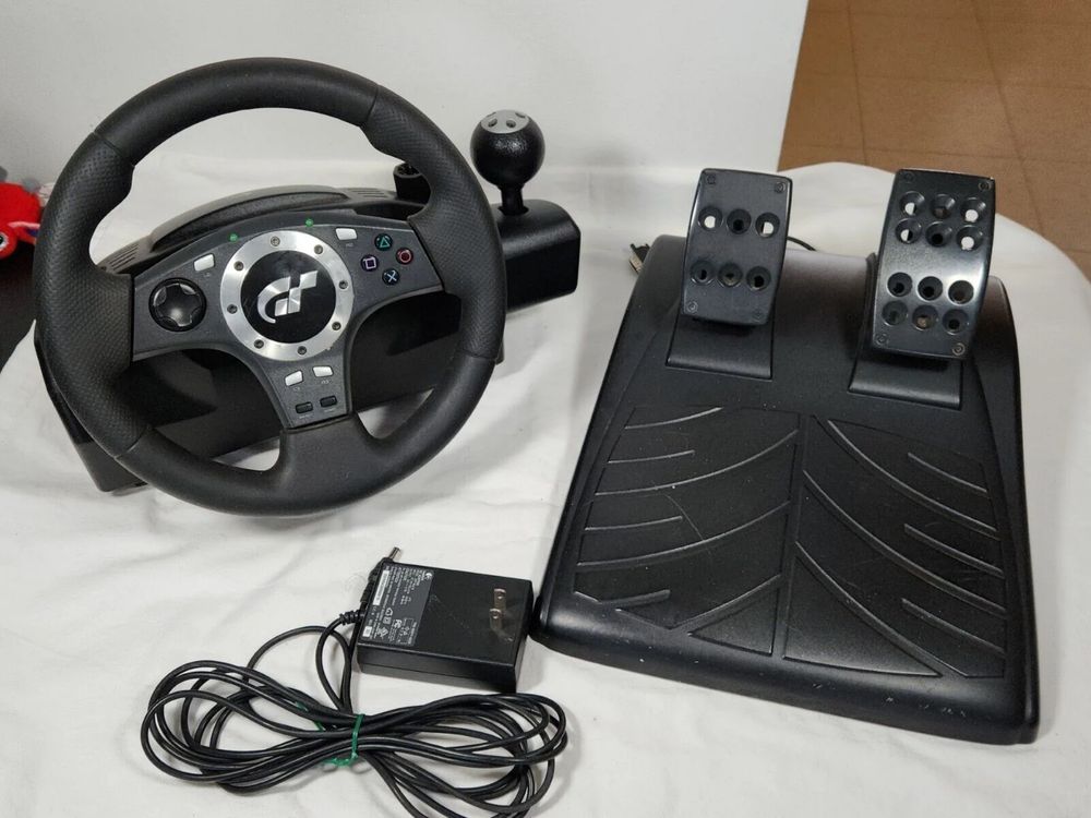 Vendo logitech driving force pro