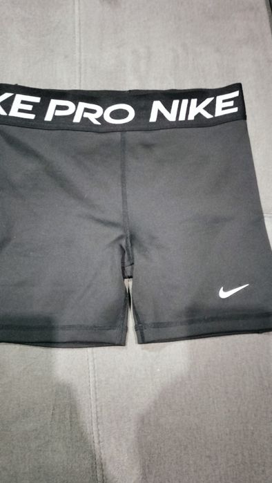 Sprzedam spodenki Nike pro