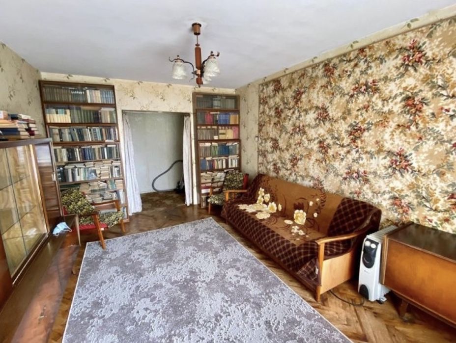 Продам 3х комнатную квартиру, 9 мкрн. Сертификат. А