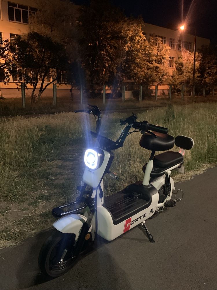 Велоскутер Forte Lucky