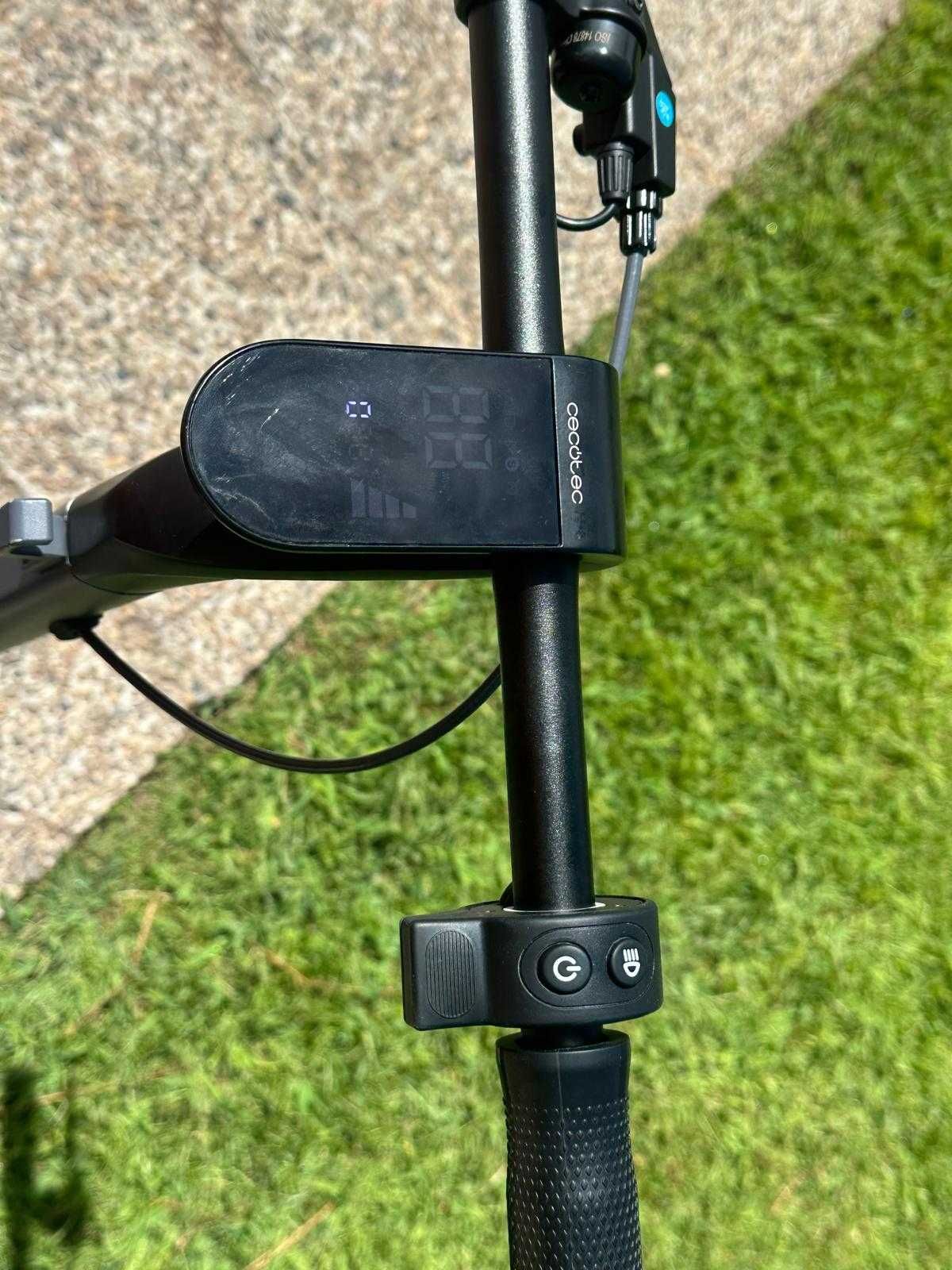 Trotinete Cecotec 10´´ Bongo D20 XL Connected
