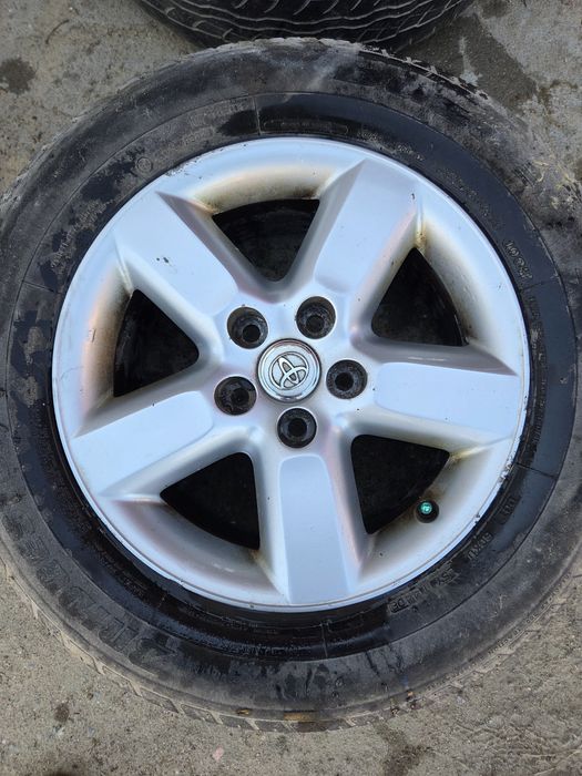 Felgi toyota rav4 R16
