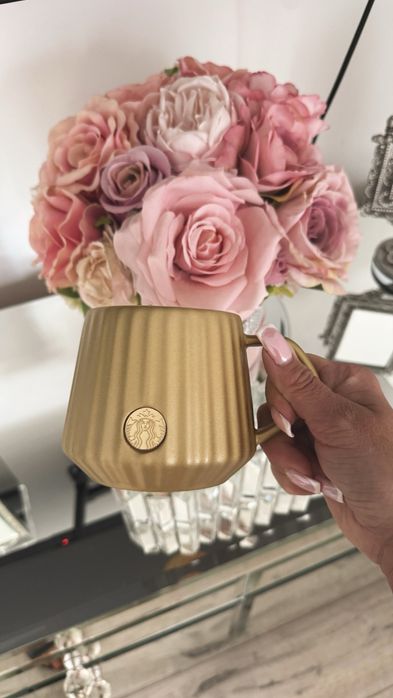 Kubek zloty starbucks nowa kolekcja limitowana