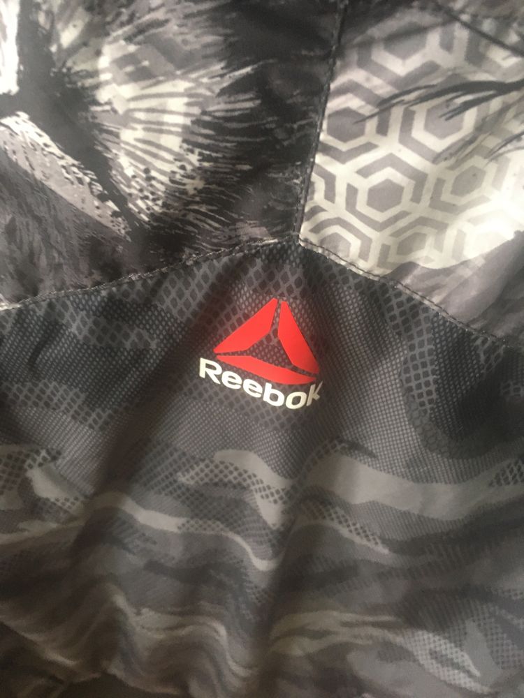 Kurtka Reebok L lekka sportowa do biegania na rower