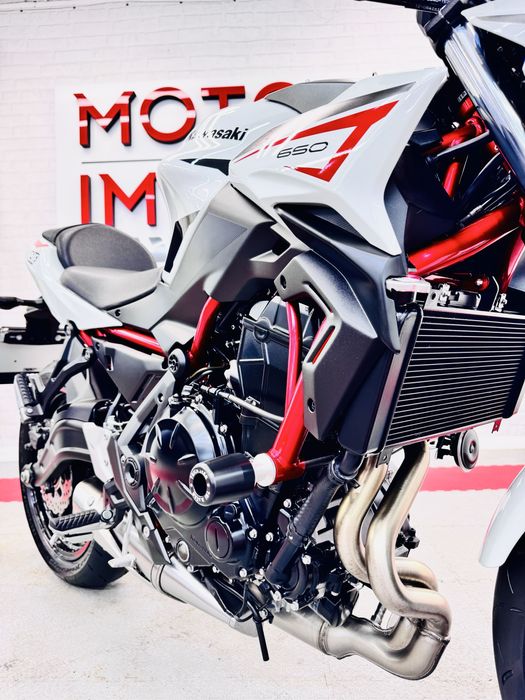 Мотоцикл Kawasaki Z650 2022 рік в оригіналі з Японії