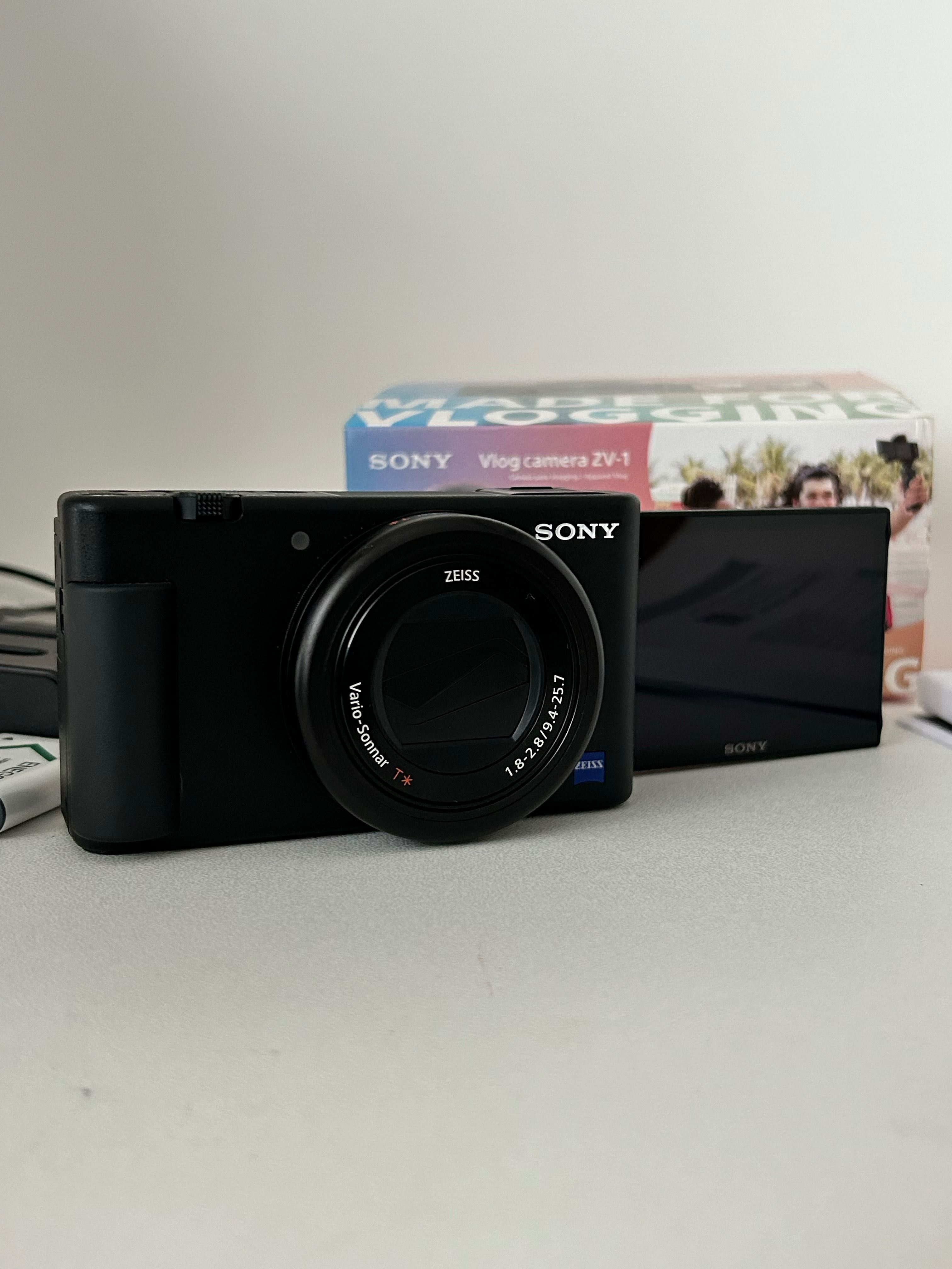 Máquina Fotográfica Compacta Sony ZV-1
