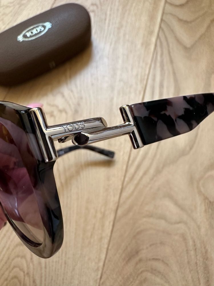 Солнцезащитные женские очки оригинал TOD’S T0208 55T