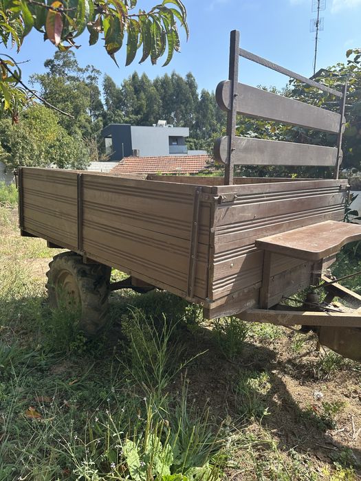 Reboque agrícola