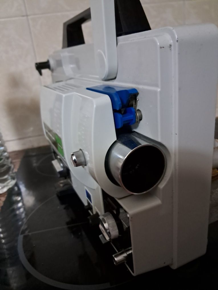 Projetor cinema Fugicascpe ,sonoro super 8