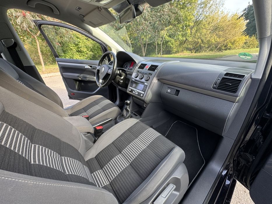 Volkswagen Touran 2009 р. 1,6mpi