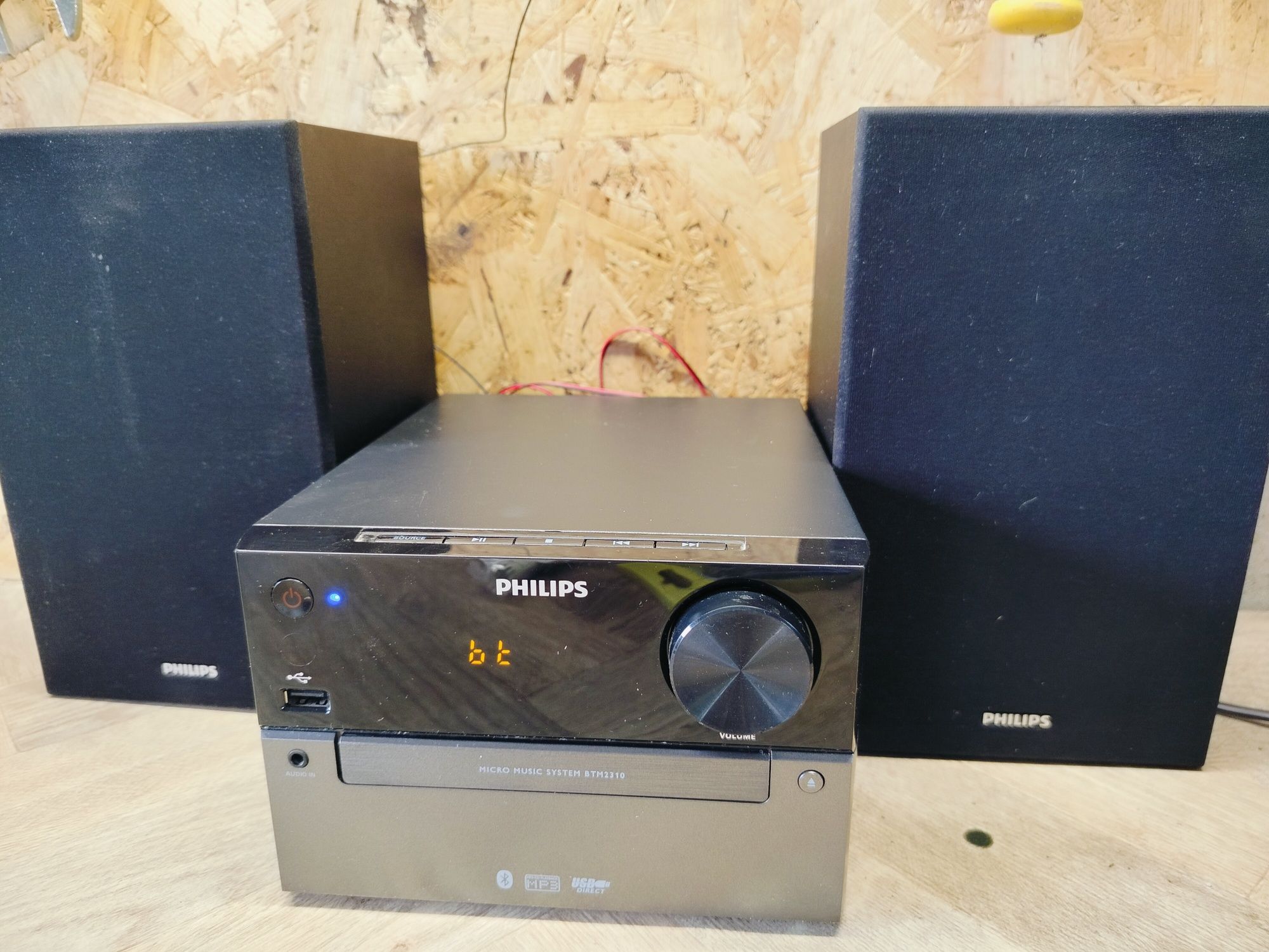 Wieża Philips btm2310