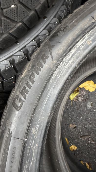 305/30/21  Gripmax SuperGrip  Pro Winter