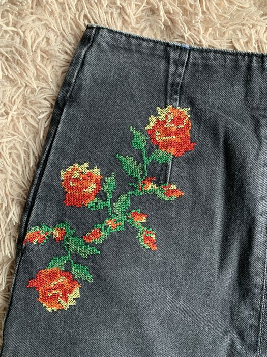 Стильна спідничка