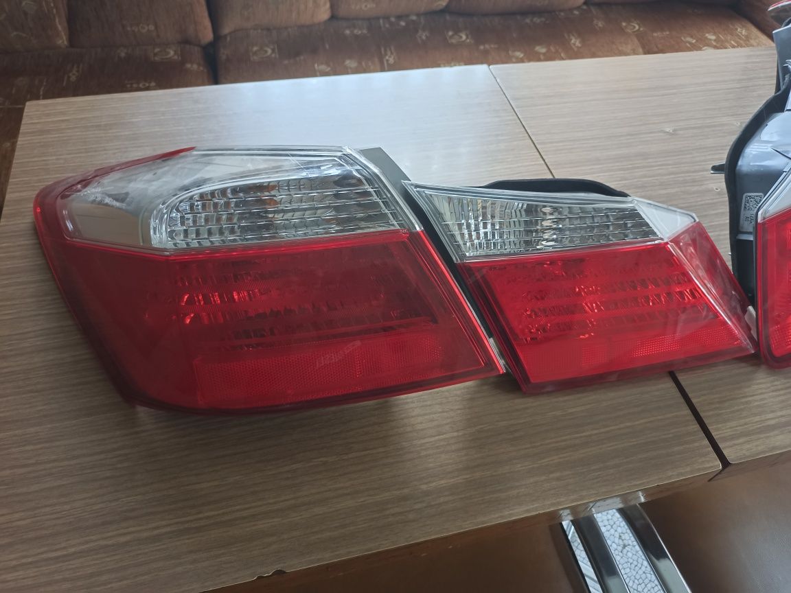 Honda Accord IX Lampa Tył prawa lewa w klapę