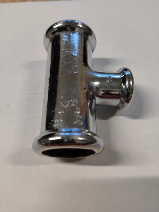 Sprzedam Trójnik 22X15X22