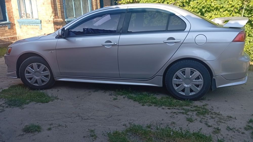 Mitsubishi Lancer 10