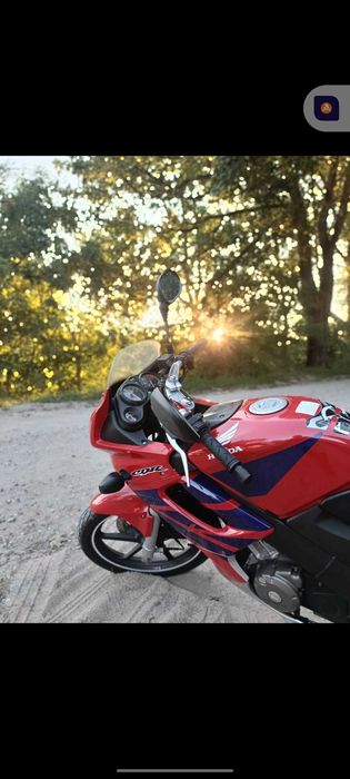 Motocykl Honda CBR 125