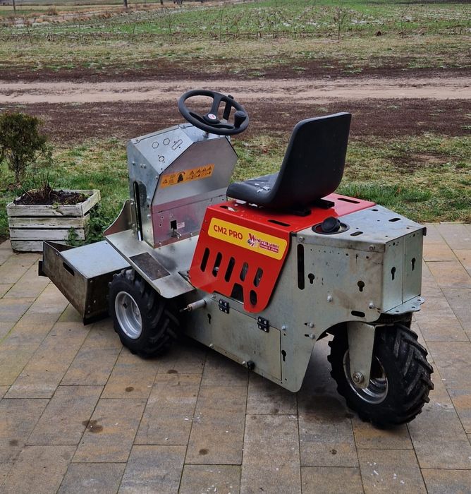 Westermann CM2 Pro podgarniacz paszy zgarniacz ruszt obornika Honda gx