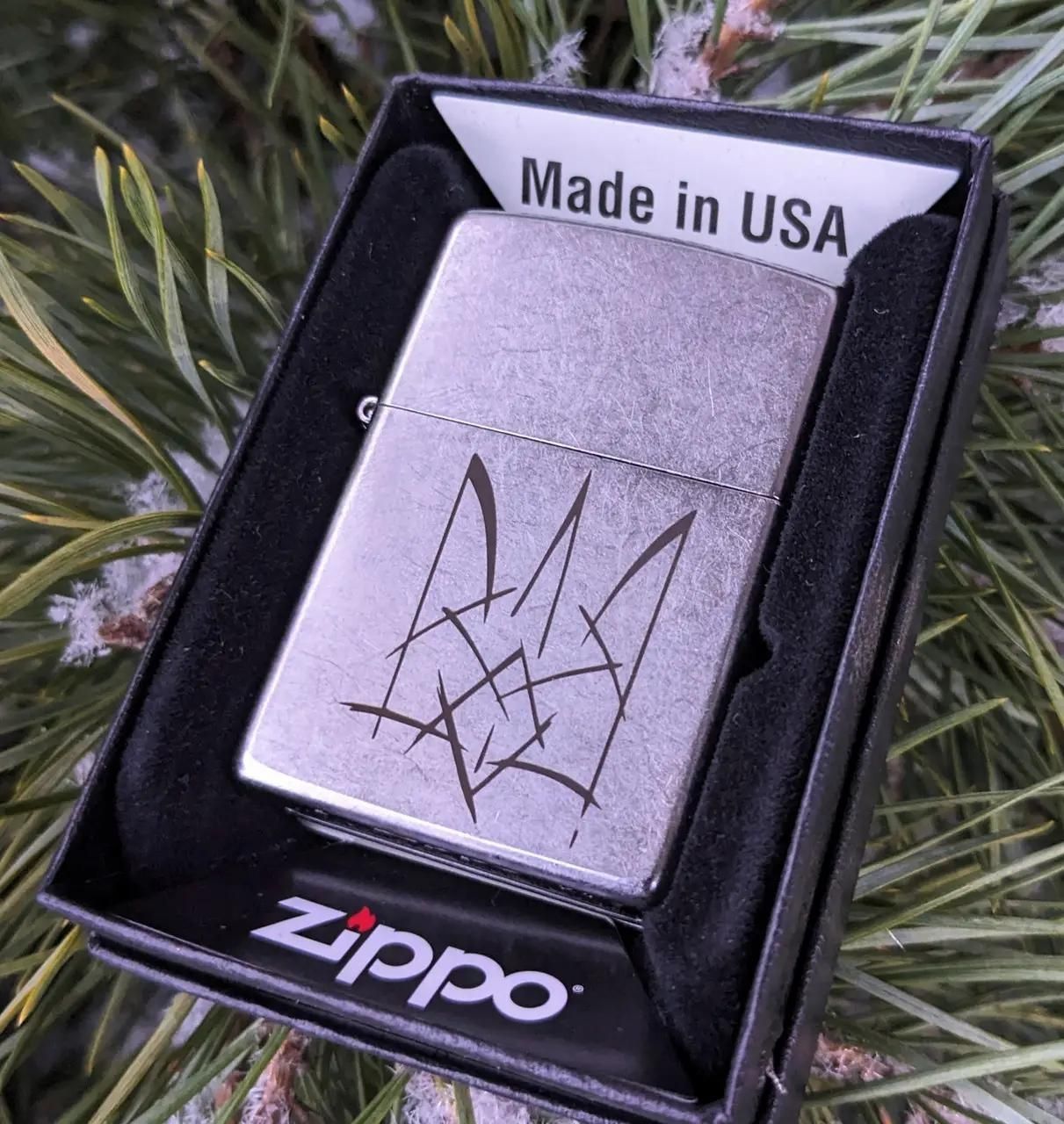 Подарочный набор Zippo с гравировкой эмблемы
