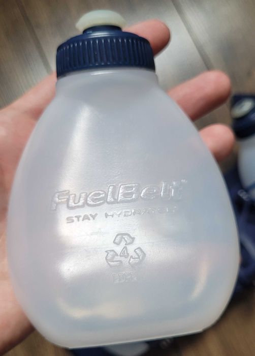 Fuel Belt Ironman pas biodrowy bieganie R30 Revenge 3 bidonami 207ml