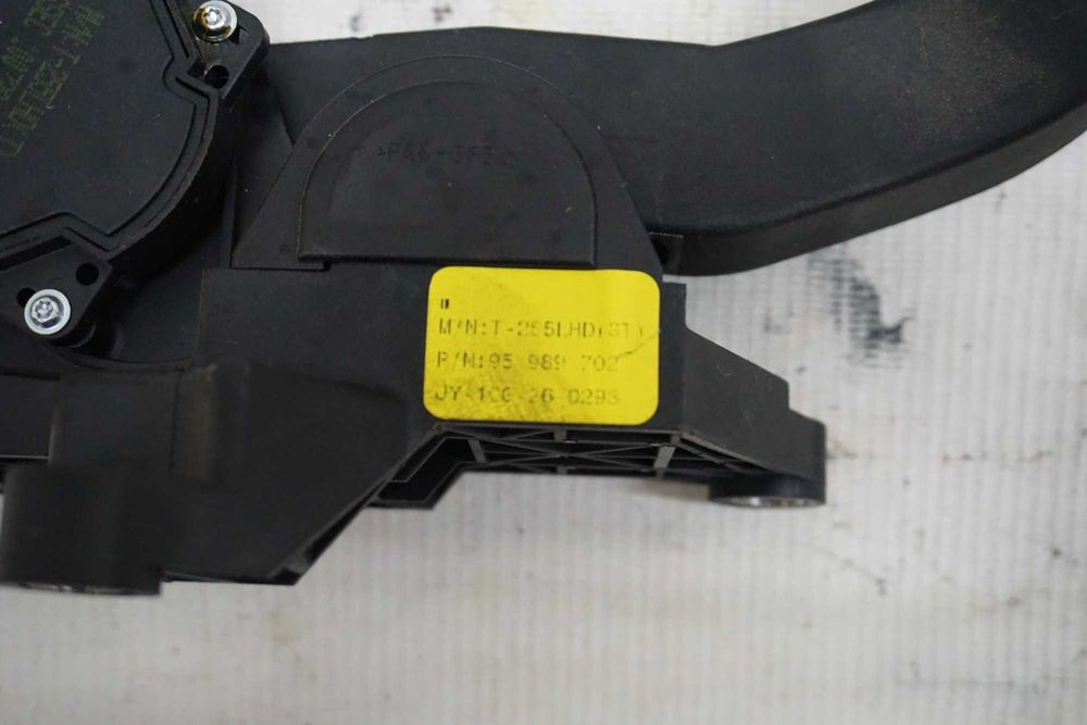 Педаль газа Chevrolet Aveo, Шевроле Авео Т255 1.4 F14D4