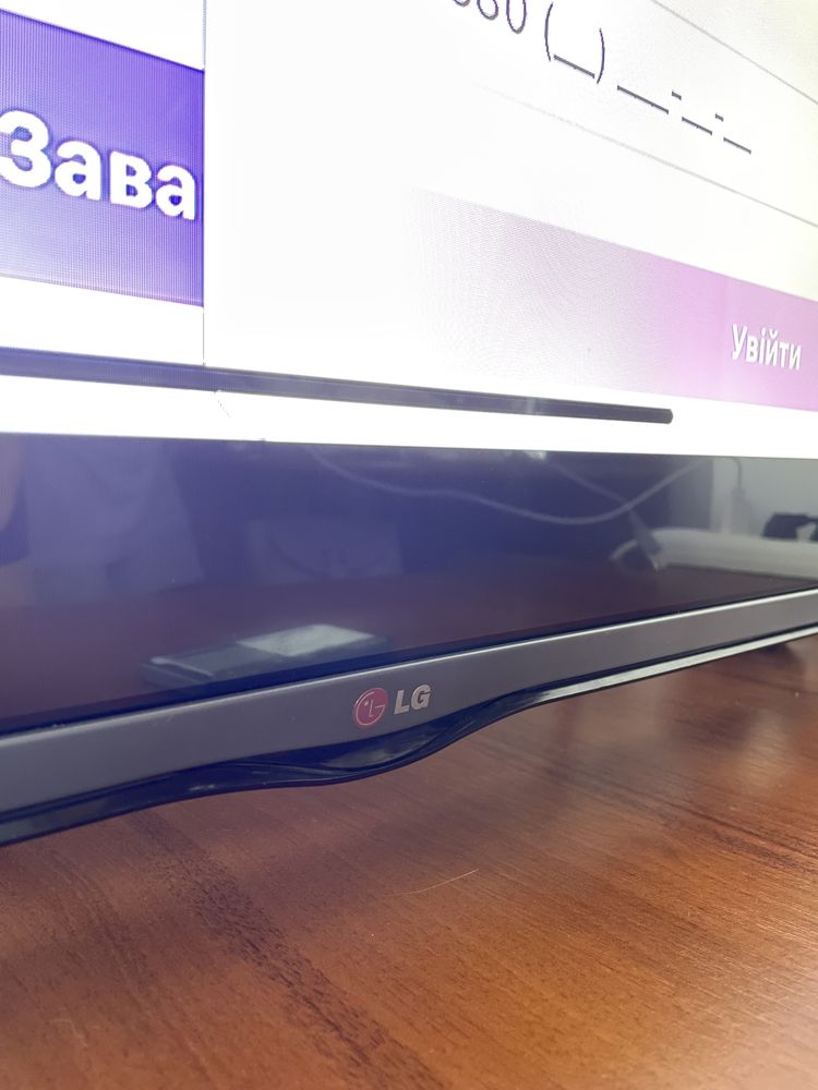 Телевізор LG 42 дюйми