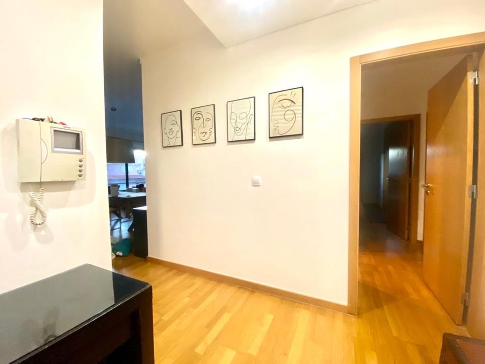 Apartamento T2, Parede