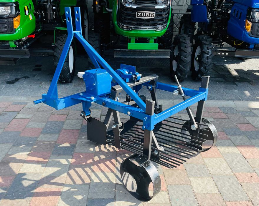 Картоплекопач однорядний вібраційний для мінітрактора КК21