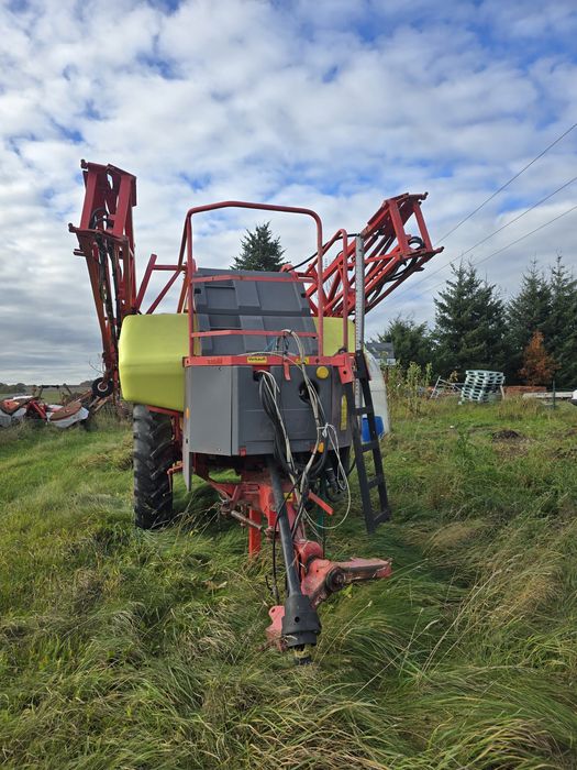 Opryskiwacz zaczepiany RAU Spridotrain GVP 38