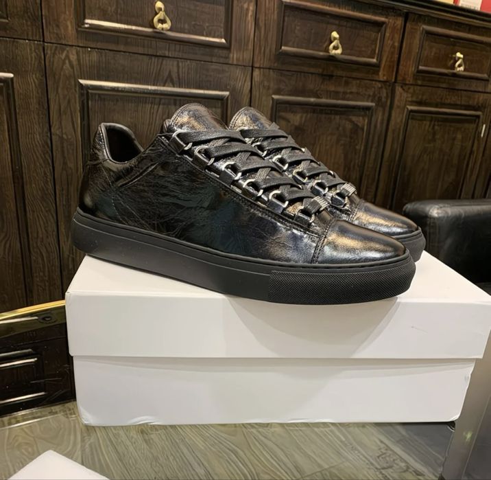 Balenciaga Arena size 45