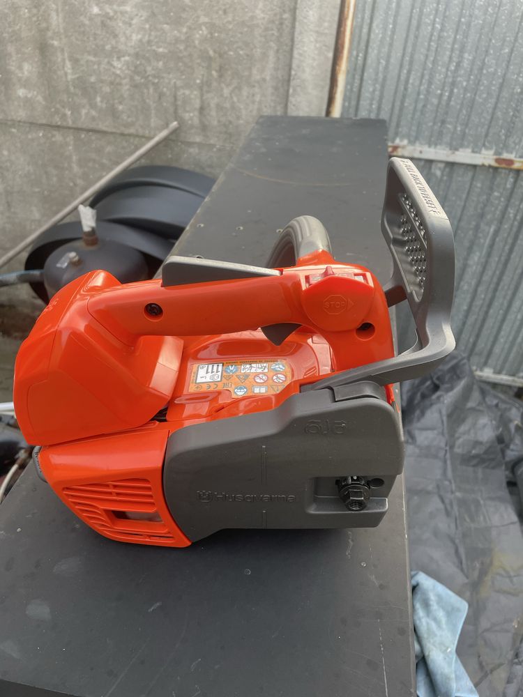 Nowa Husqvarna T525 galeziowka