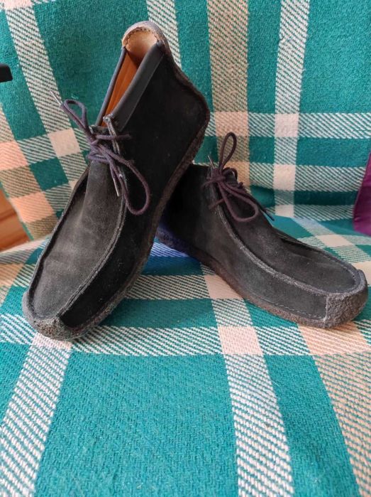 mokasyny trzewiki loafersy  Clarks Originals Buty Chukka Wallabee