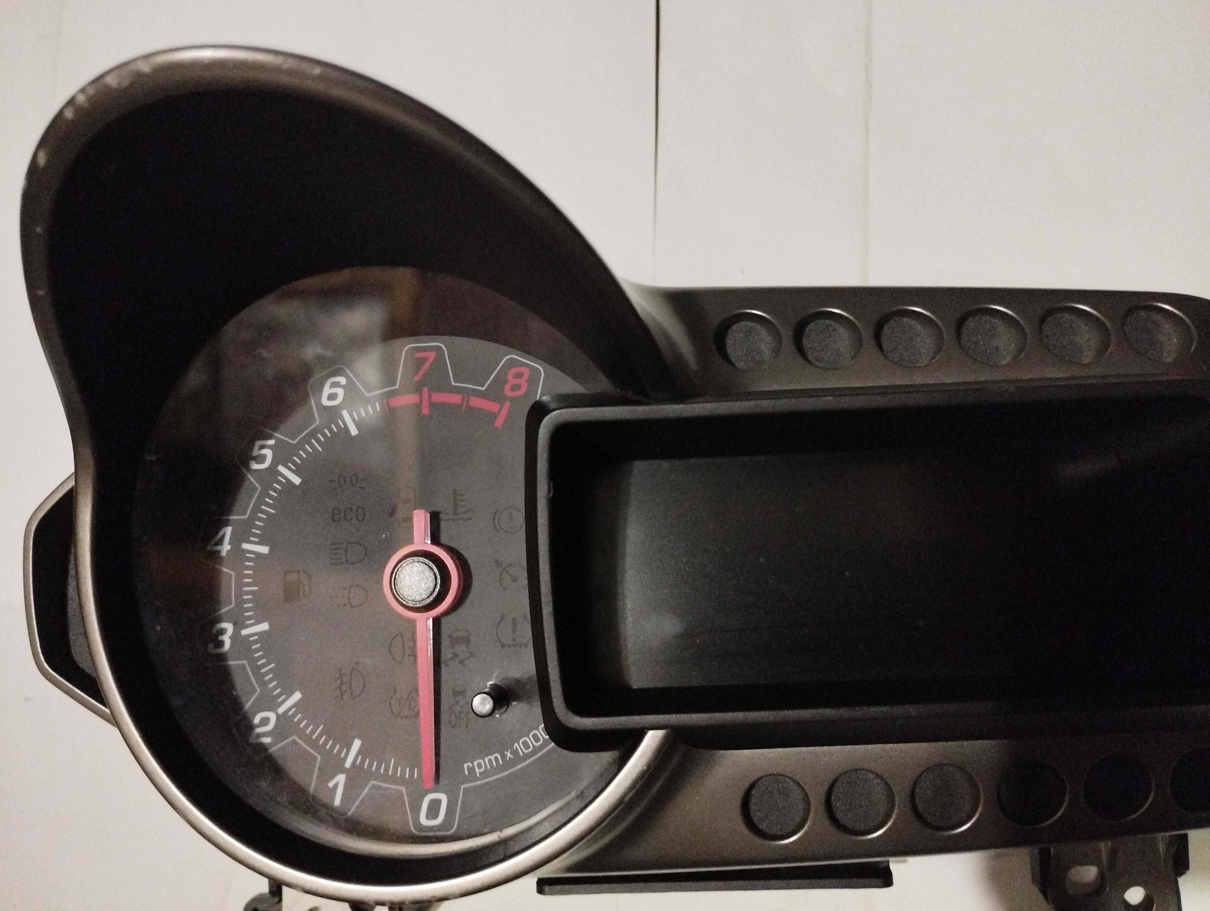 Панель приборов спідометр chevrolet aveo t300  vcdi оригінал
