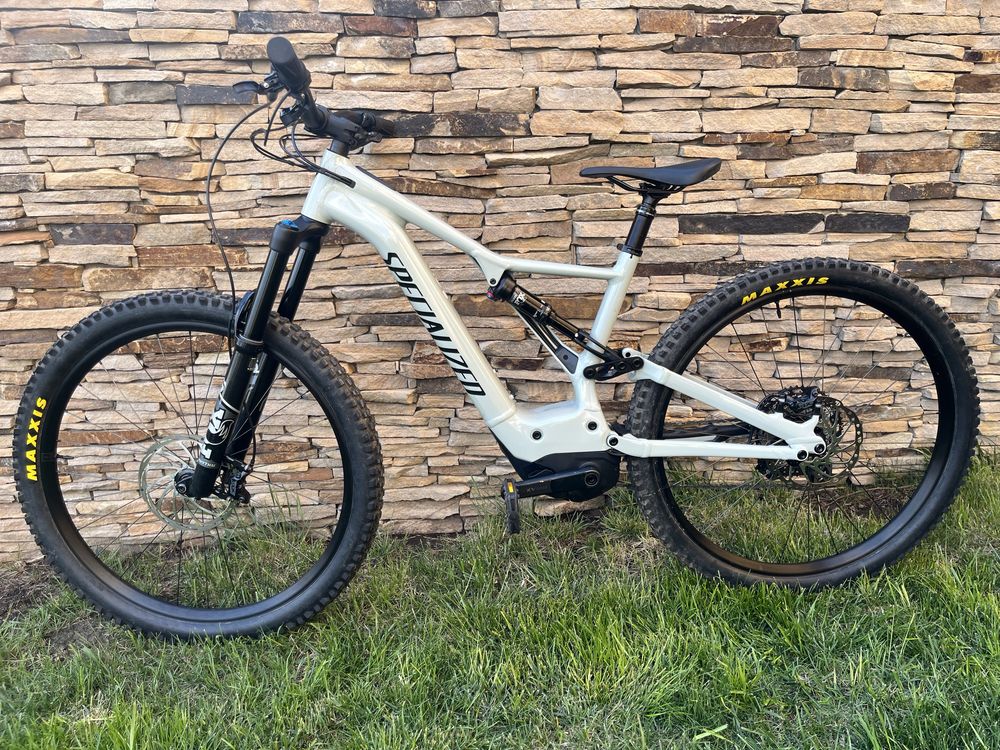 Електровелосипед Specialized Turbo Levo 29, двухпідвіс