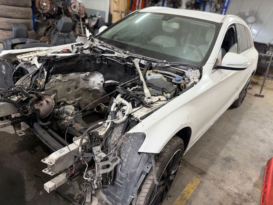 Mercedes W205 de 2015 para peças