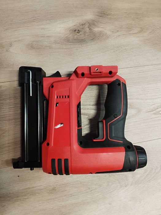 Akumulatorowy zszywacz Einhell TE-CN 18 Li – Solo