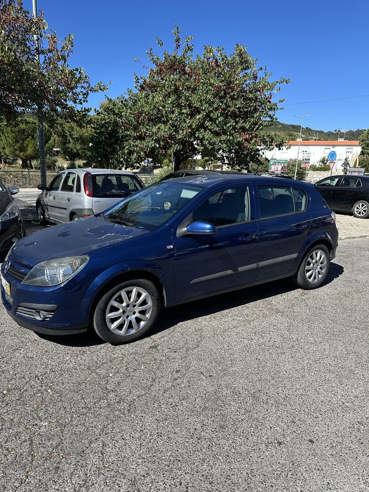 Opel Astra 1300 CDTI
