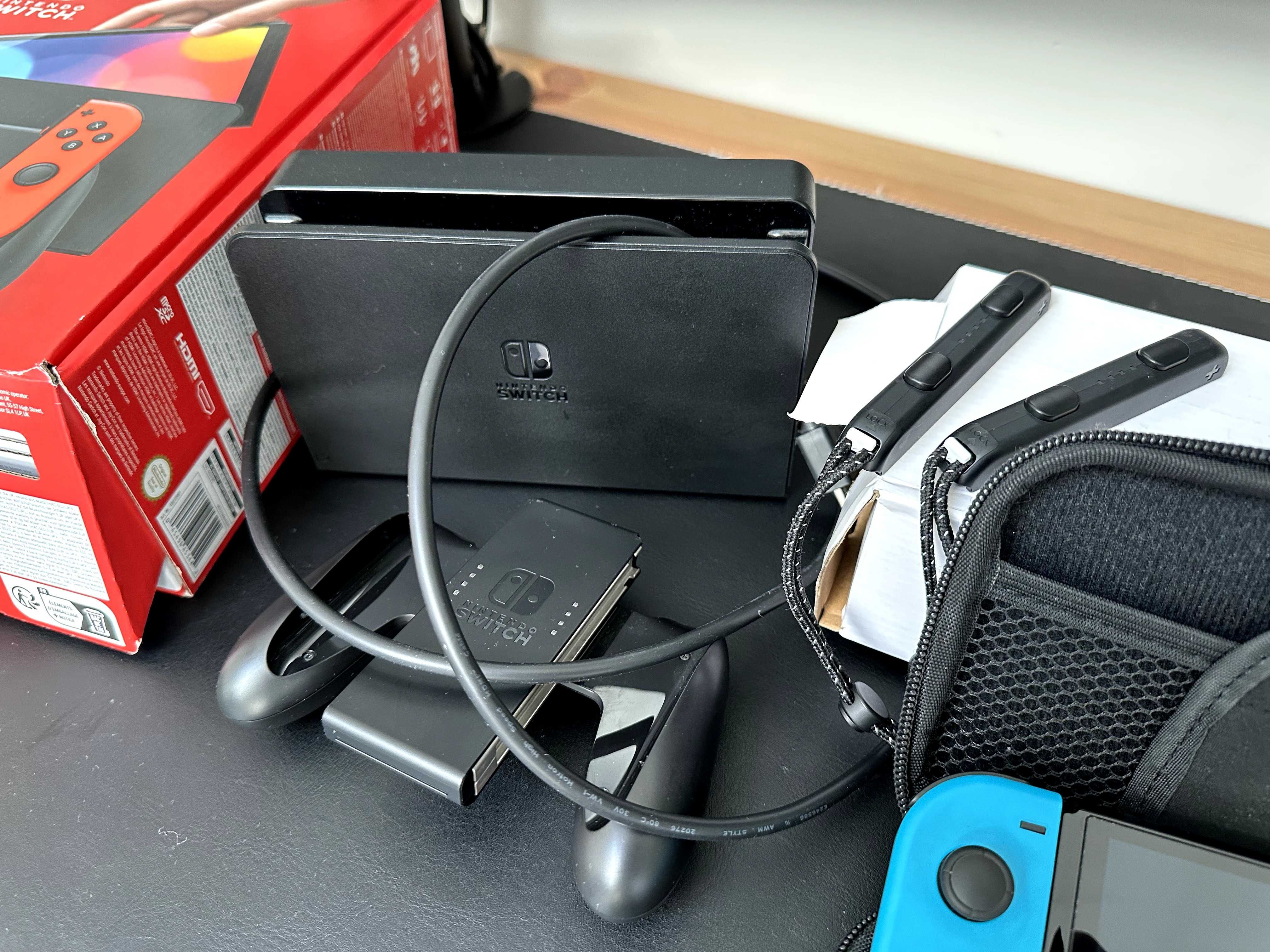 NINTENDO Switch Oled Czerwono-niebieska