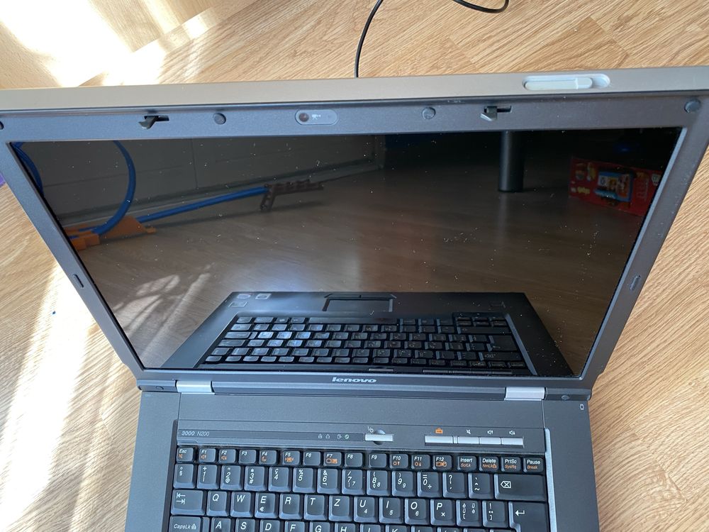 Ноутбук Lenovo 3000 N200