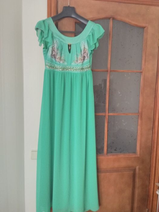 Платье женское. Цвет морской волны. Размер 48. Красивое.  Нарядное.