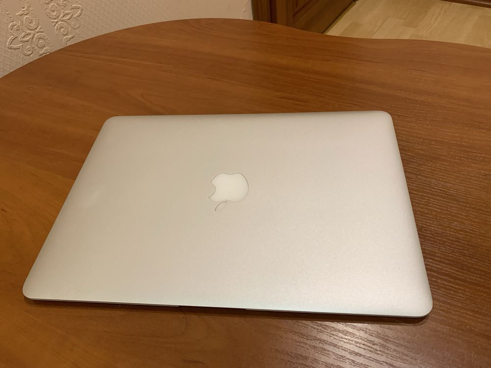 MacBook Air 13 2013 р. Стан 10 з 10 Обмін на iPhone