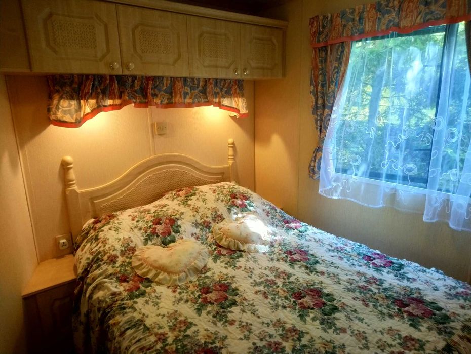 Domek letniskowy nad jeziorem k. Rynu Mazury Giżycko Mikołajki noclegi