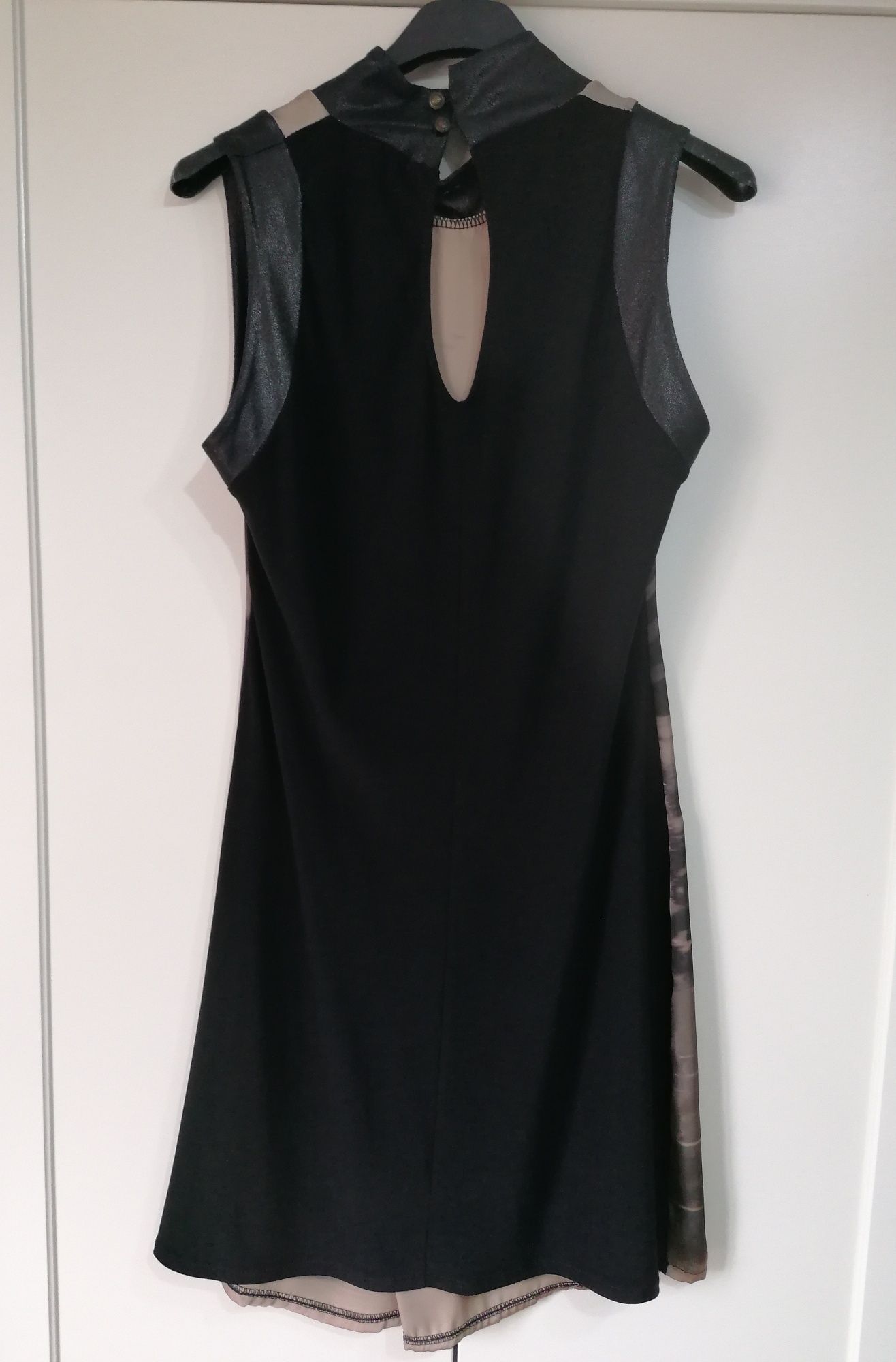 Vestido em godé Waipai