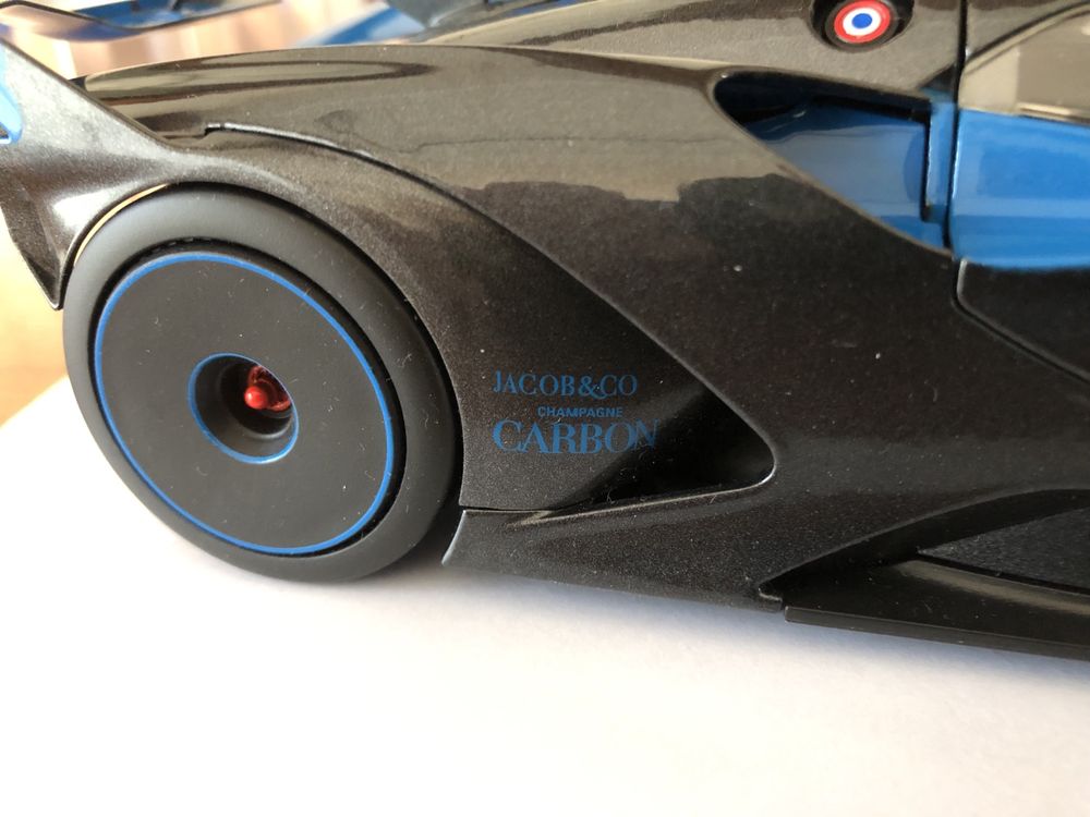 Model samochodu BUGATTI Bolide w skali 1/18
