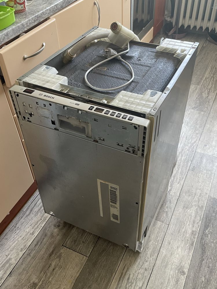 Zmywarkę 40cm Bosch SRV43T03EU