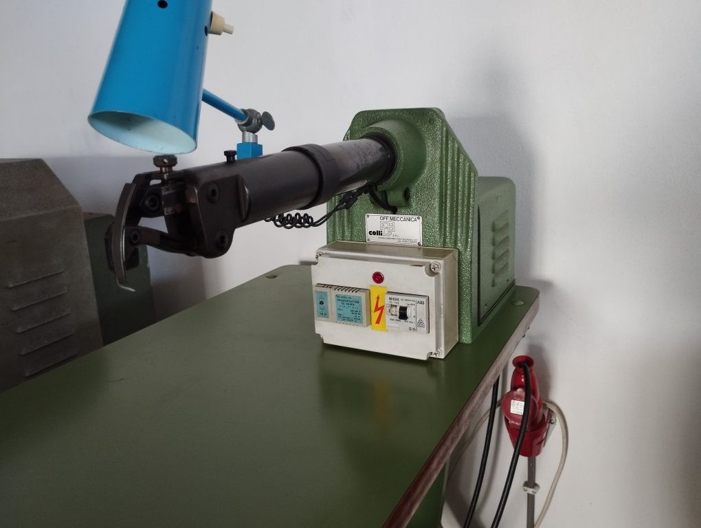 Máquina de aparar