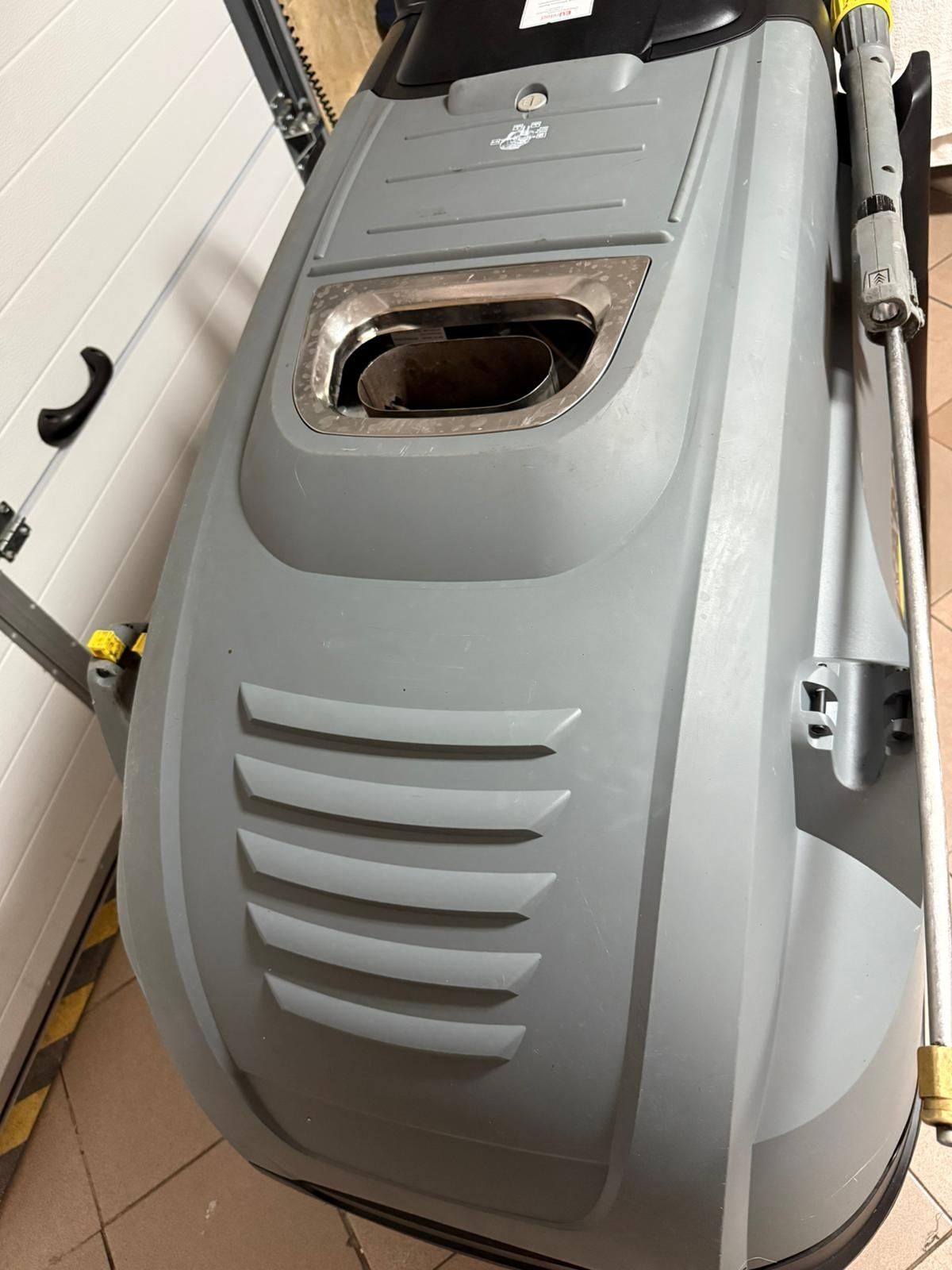 Myjka cieplowodna Karcher HDS 12/18-4SX